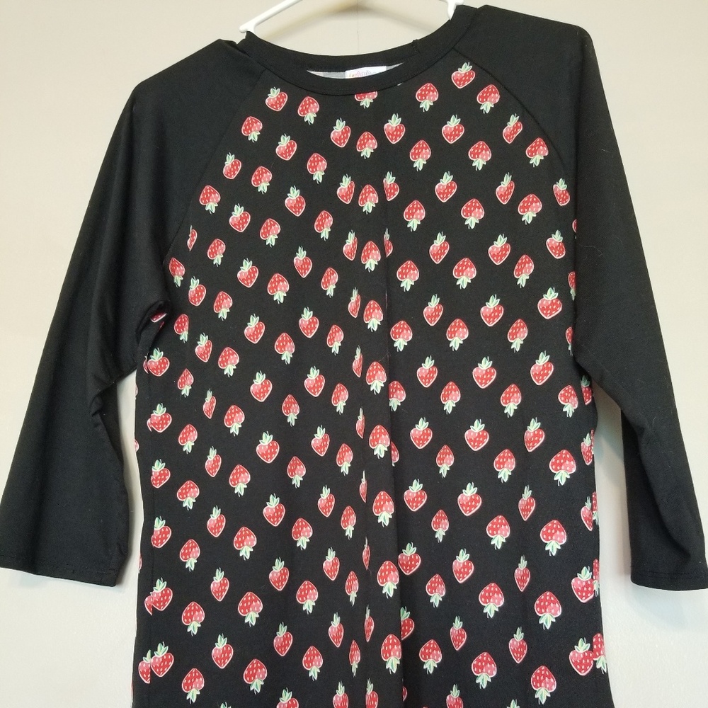 EUC LuLaRoe Randy T Shirt Large